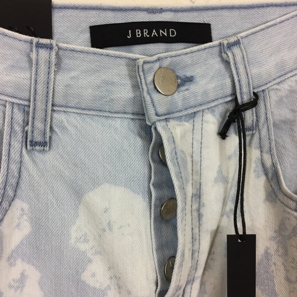 J Brand Wynne Powder Floral High-Rise Crop Jeans - Picture 3 of 4